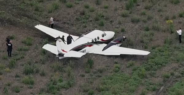 Pilot’s Desperate Maneuver Ends in Fiery Crash, Miraculously Spares Lives