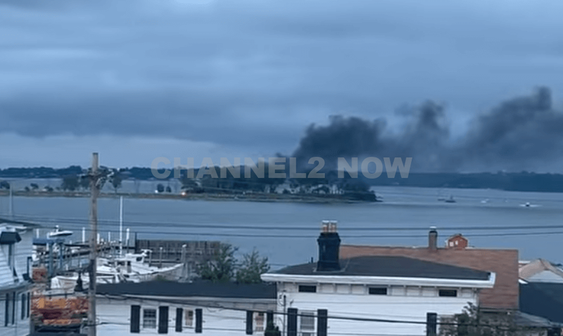 22 Rescued from Fiery Boat Disaster off Hart Island as Heroic First Responders Battle Blaze and Save Lives”